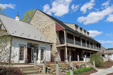 Lancaster PA B&B: Pheasant Run Farm Bed And Breakfast | PABBI